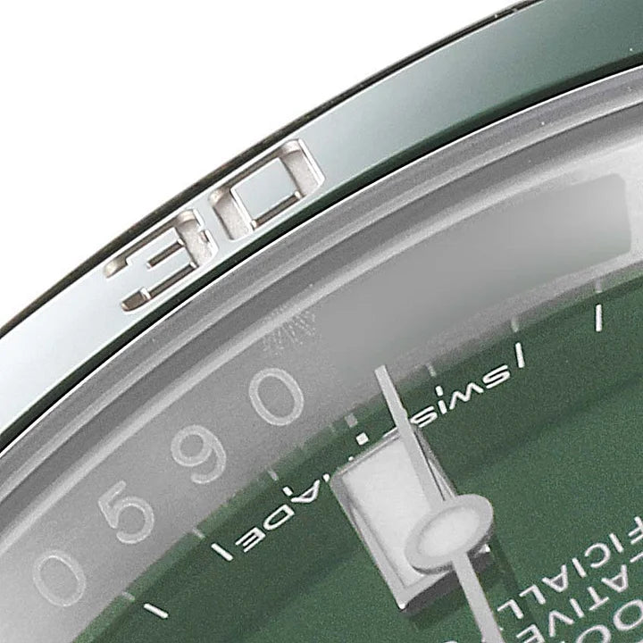GMTマスターⅡ オイスター 40 mm グリーンダイヤル